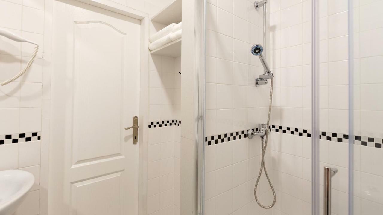 Rooms Kaktus Velika Gorica Εξωτερικό φωτογραφία